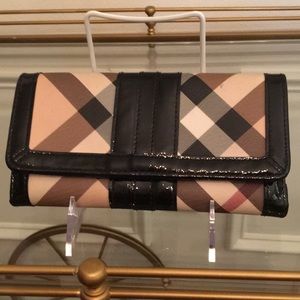 Burberry Continental Wallet classic check - USED